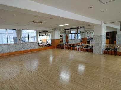 松戸駅前ワタナベダンススクール